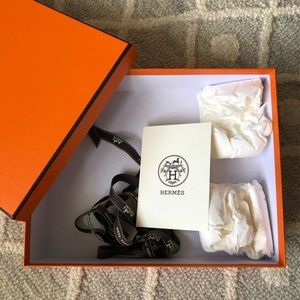 Hermes shoe box with receipt holder, ribbon